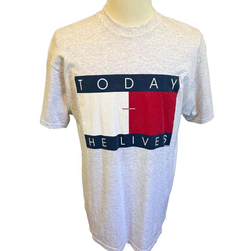 Vintage Delta Pro Weight Today He Lives Tommy Hilfigure Graphic T-Shirt Size Lar